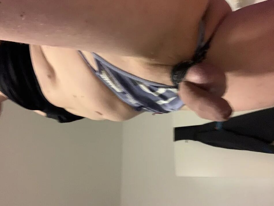 20 Pics Sissy Pia