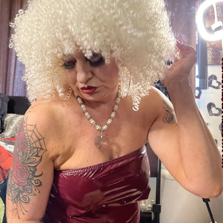 20 Pics SHIRLEY WHORE BITCH SLUT