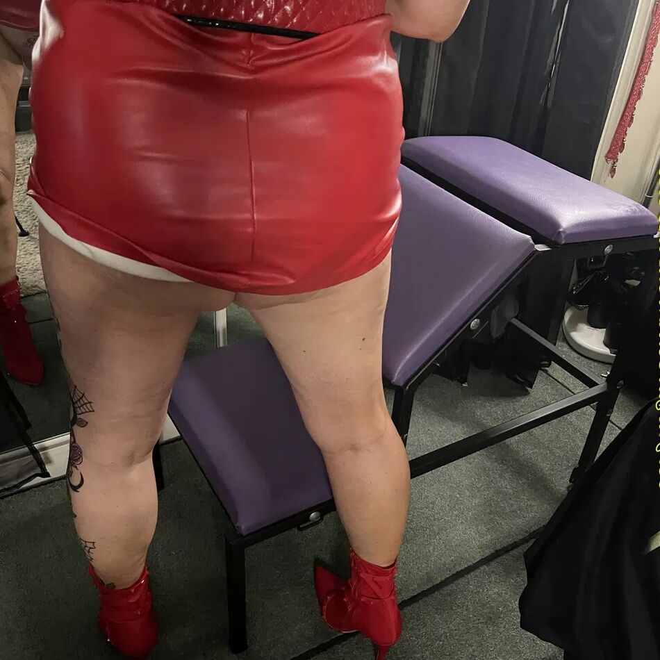 20 Pics SHIRLEY WHORE MOM AND SLUT