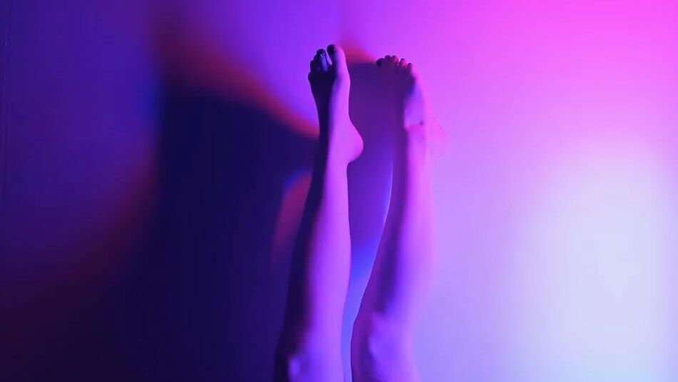 5 Pics First shoots