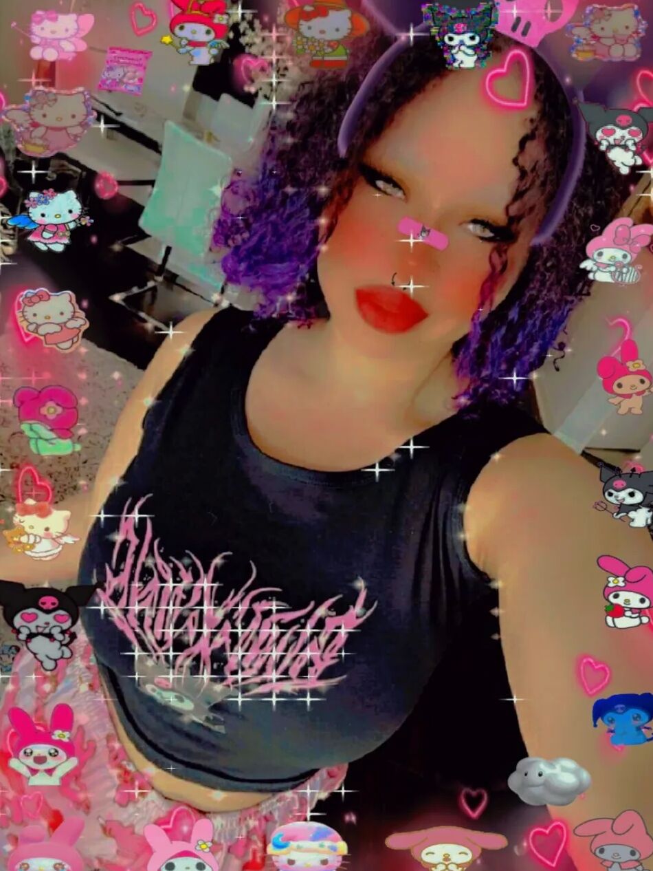 10 Pics Cute Egirl