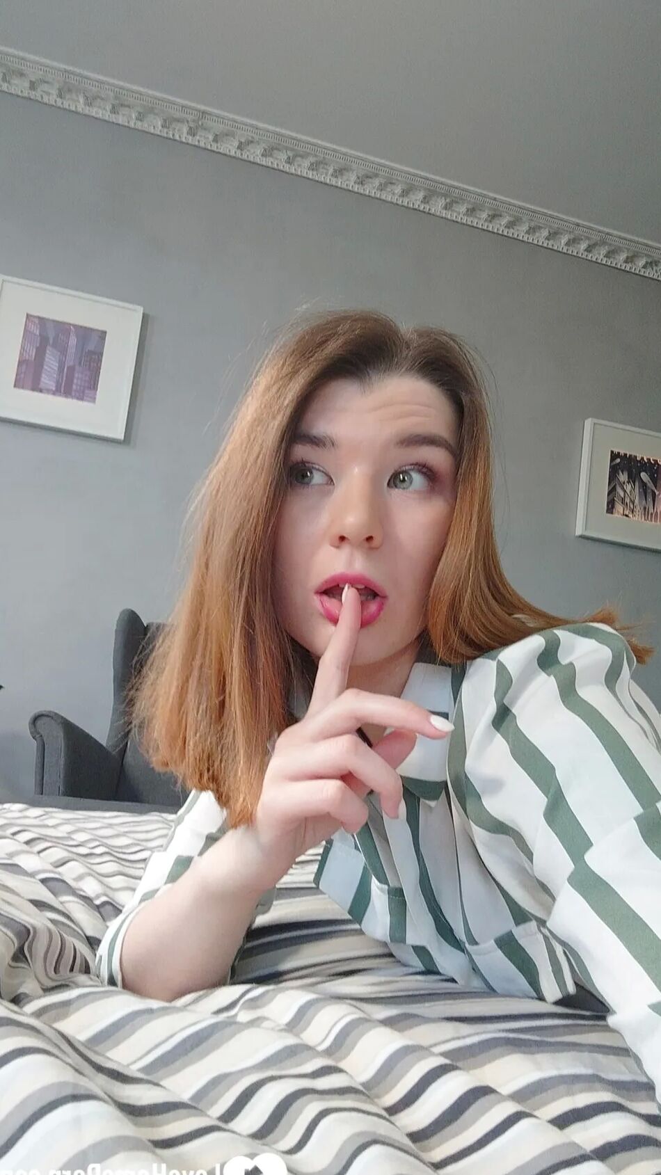 17 Pics I love taking sexy nude photos for you