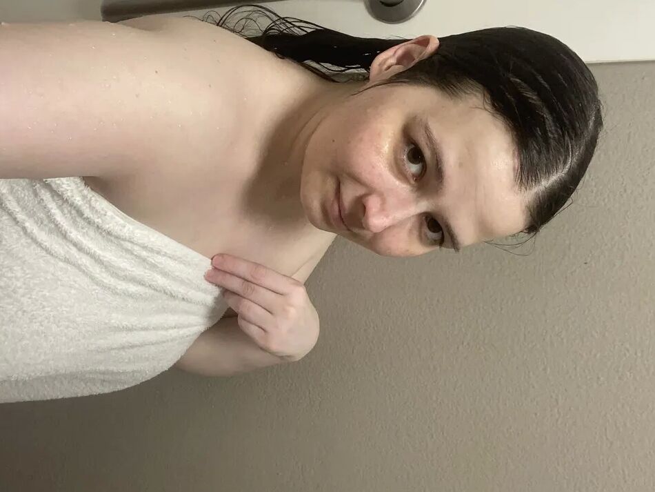 20 Pics SFW