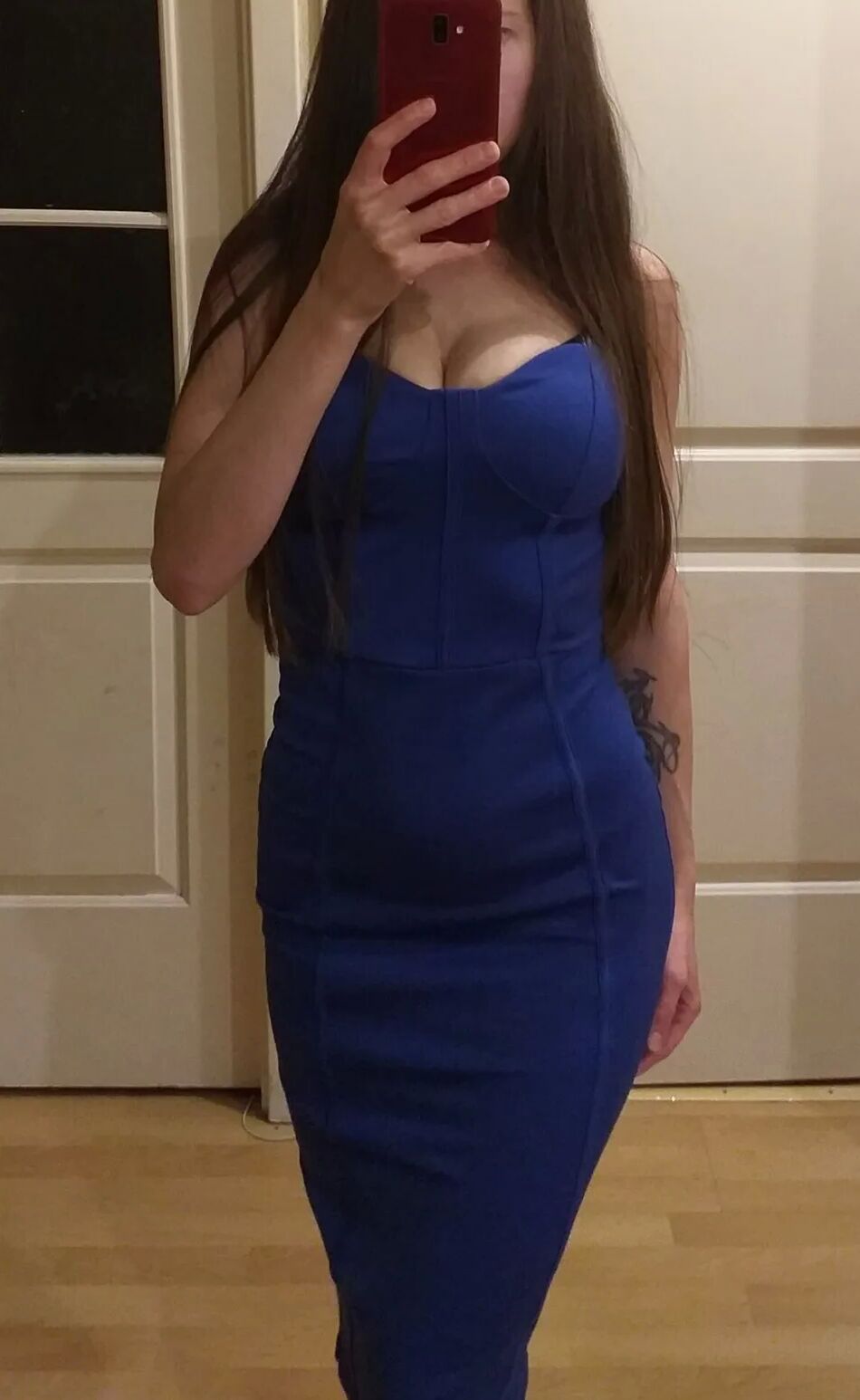 5 Pics Sexy MILF