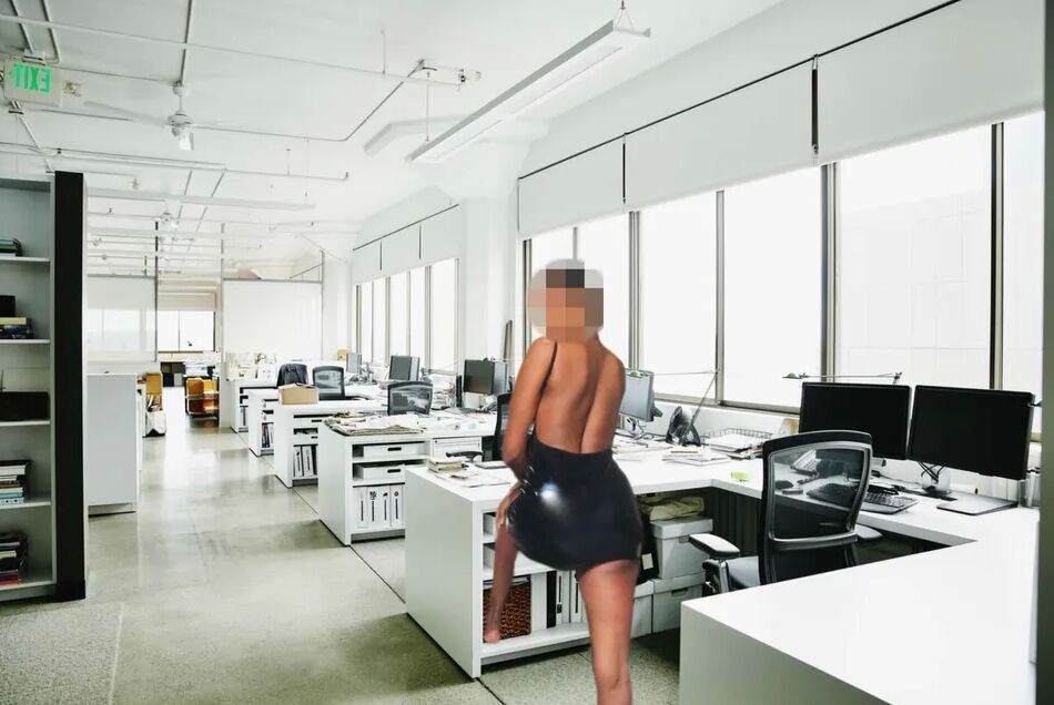 10 Pics Indian Hot Office Lady Hot Photo Shoot