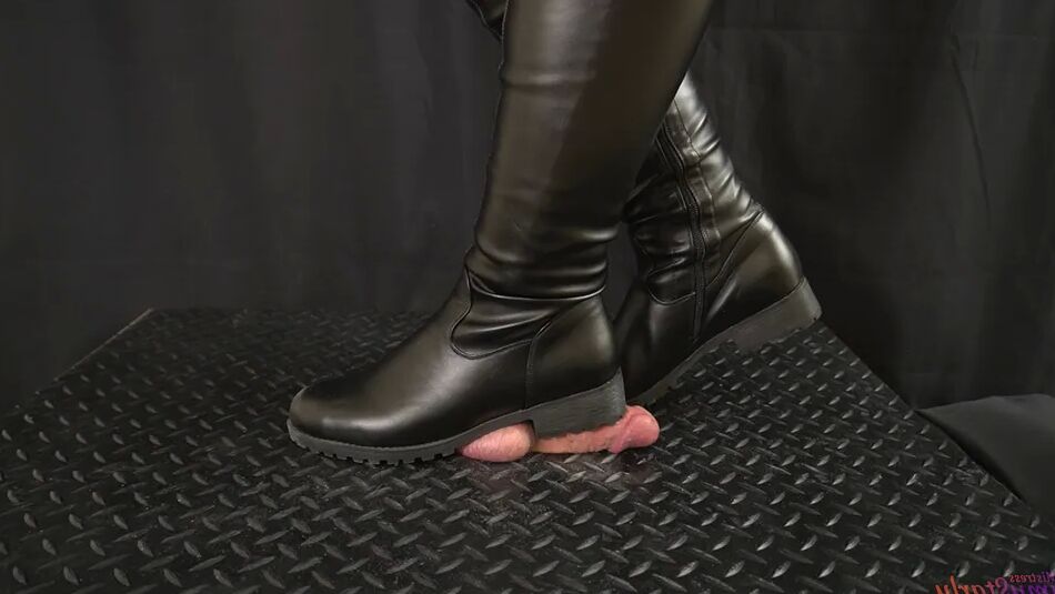 19 Pics March & Blast in Super Thigh Boots - Ball Stomp, Bootjob