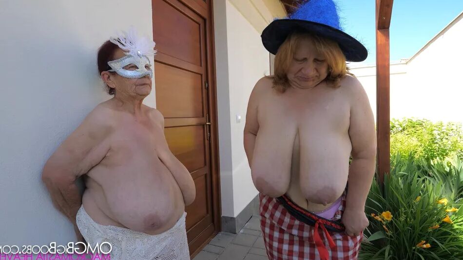 20 Pics Saggy grannies reunion