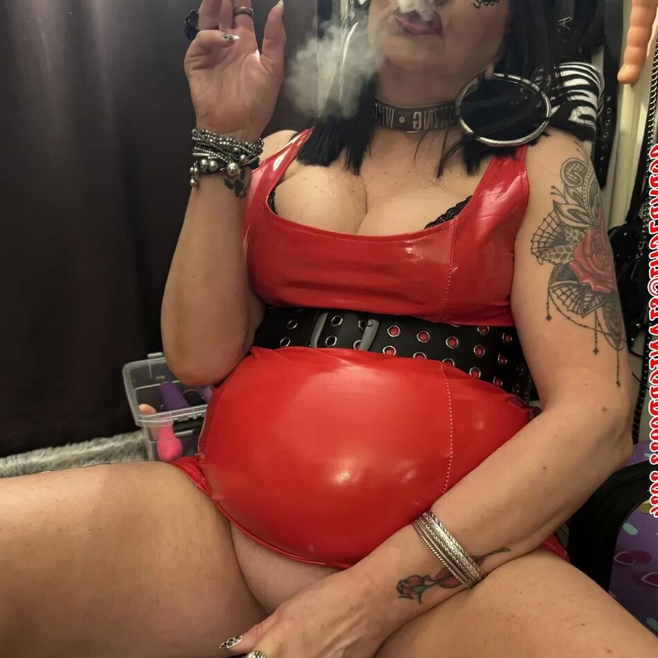 20 Pics MY FILTHY STEPMOM SHIRLEY