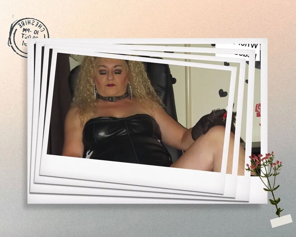 20 Pics SHIRLEY POLAROID 10