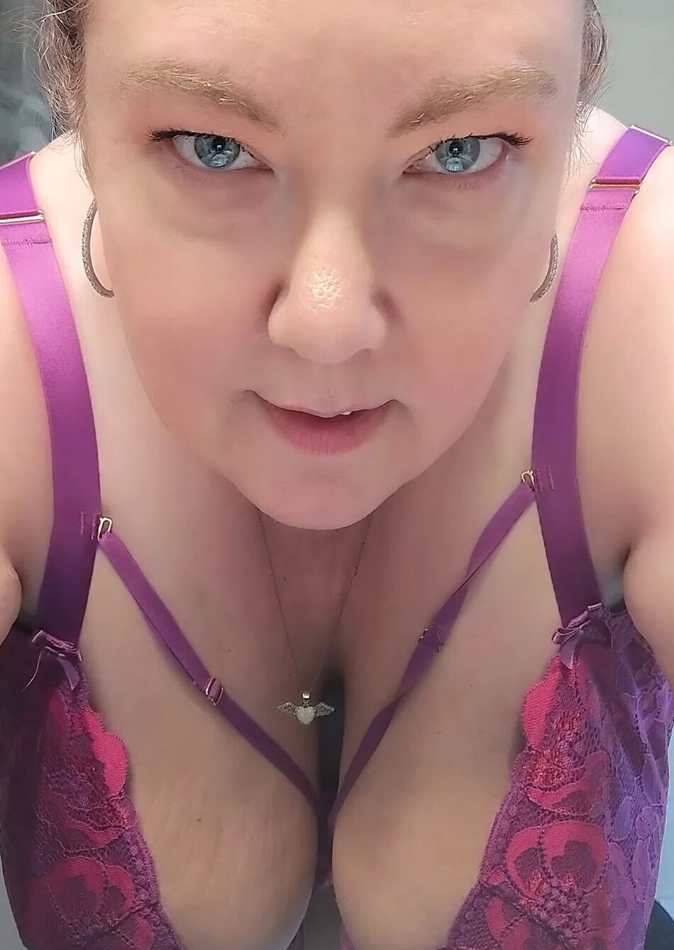 7 Pics Pretty in pink!