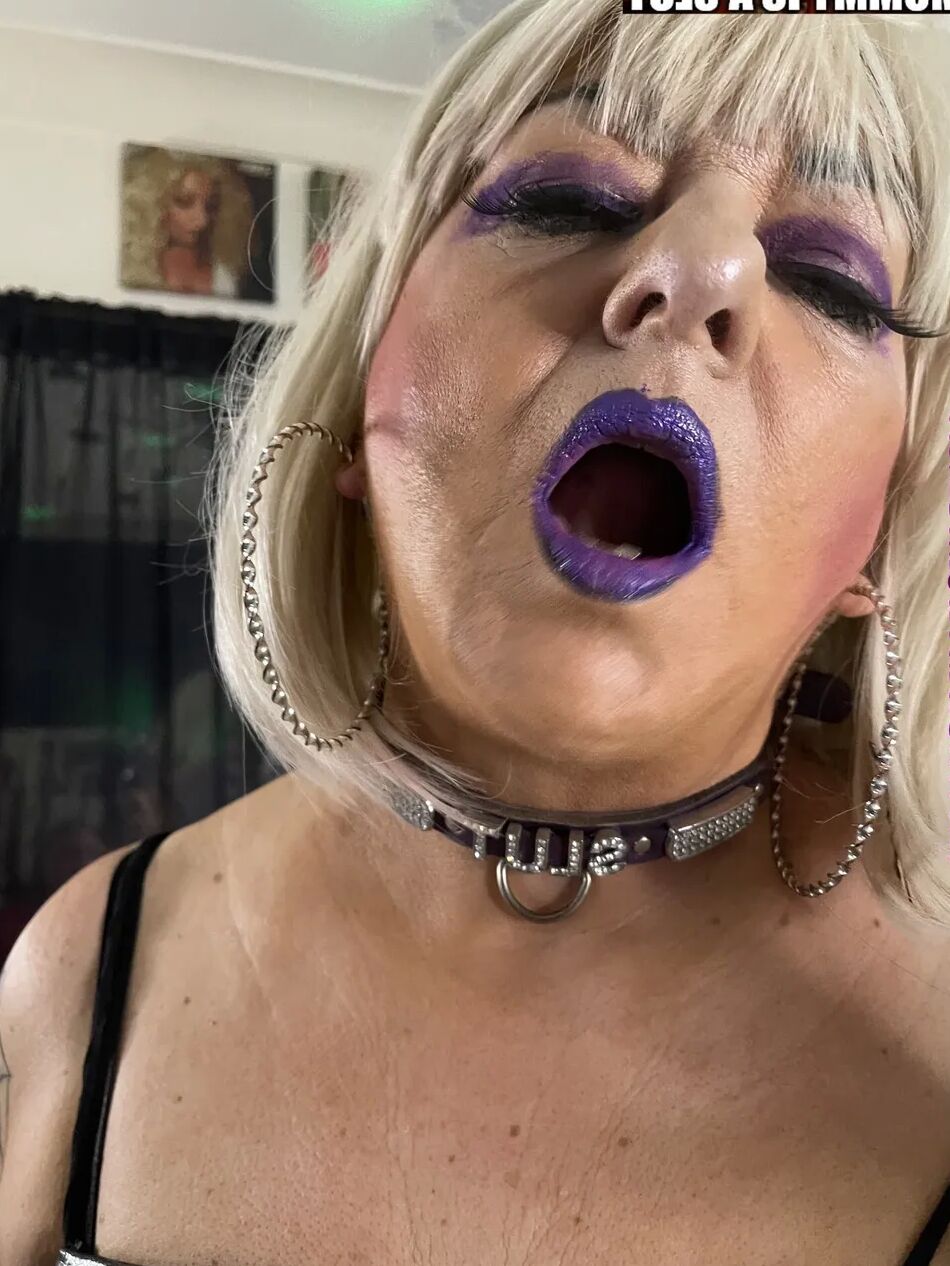 12 Pics SHIRLEY SLUT MOM