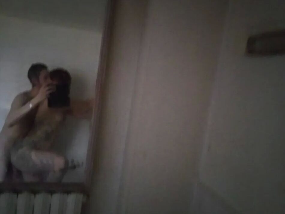 5 Pics Under shower