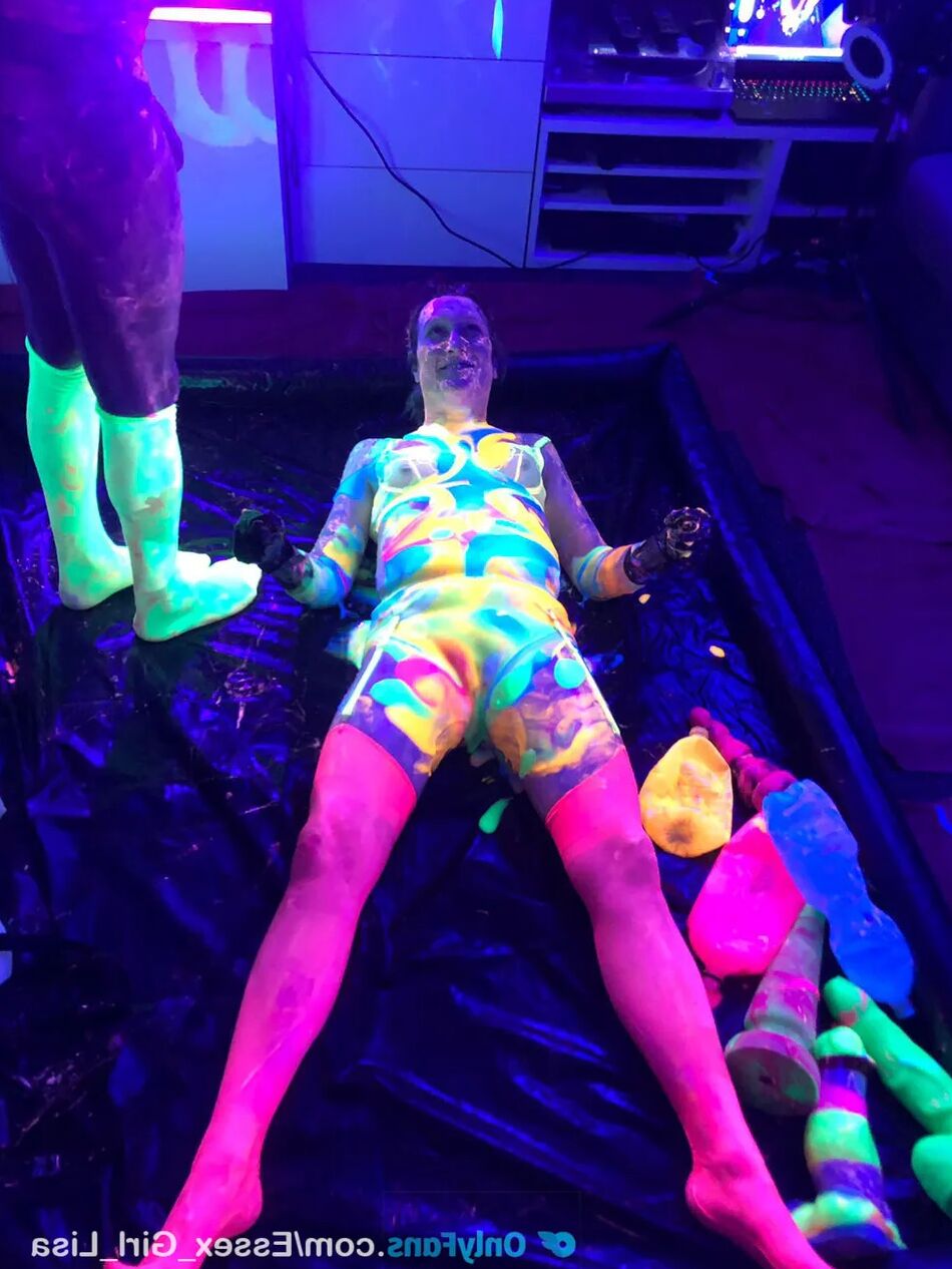 14 Pics Playing with glow in the dark UV slime with my slave