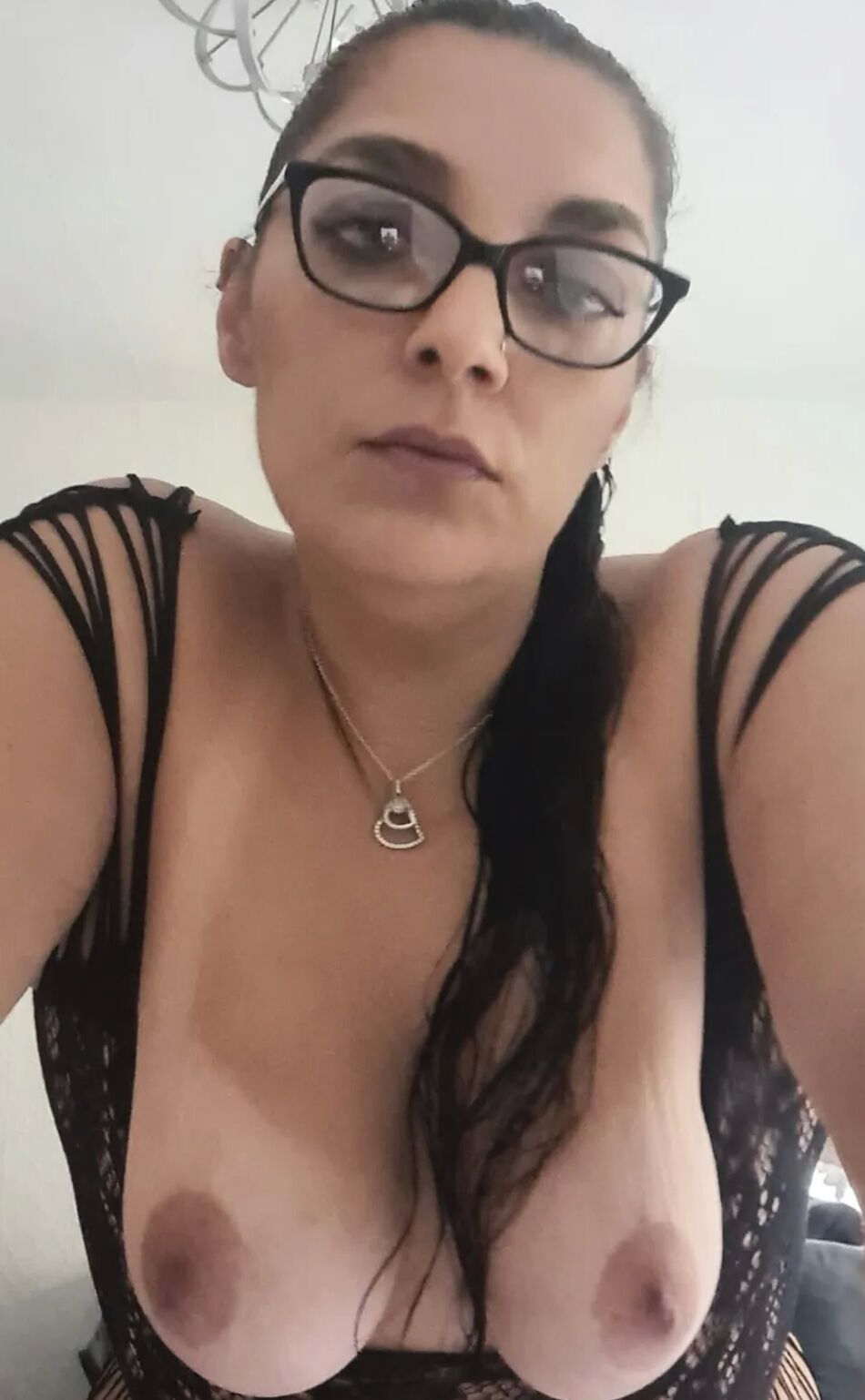6 Pics Cum Slut Gangbang Milf Bitch Eva Fishnets Glasses