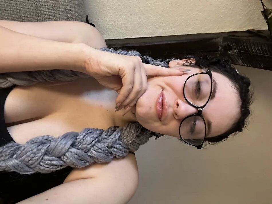 9 Pics Selfie Time
