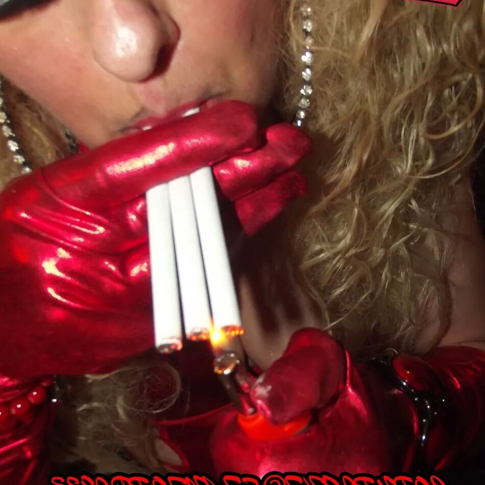 20 Pics SHIRLEY SLUT 690