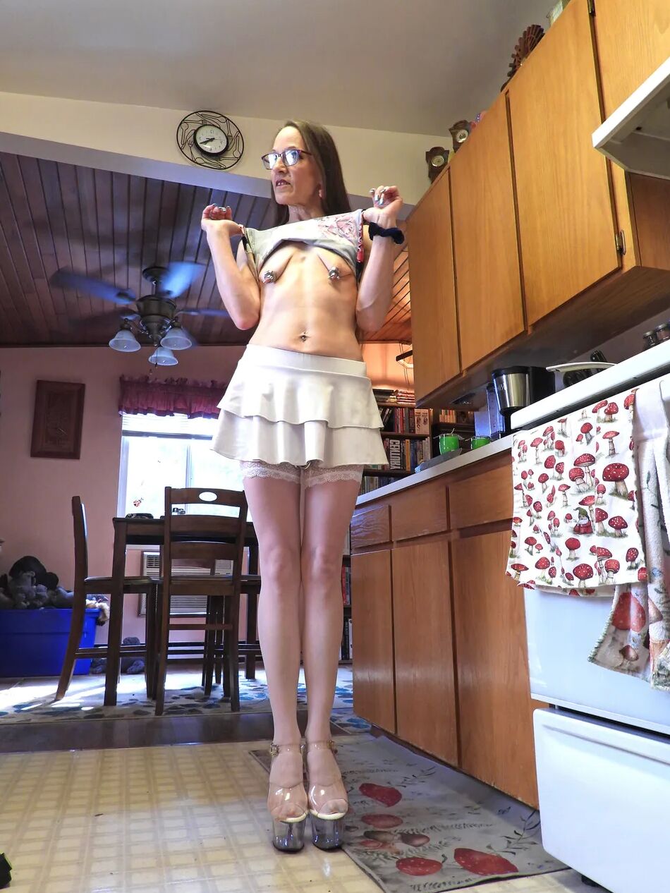 20 Pics Tits n Pussy 133