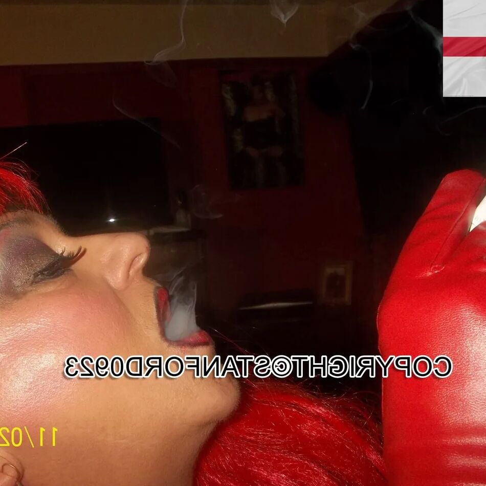 20 Pics SHIRLEY SLUT 667