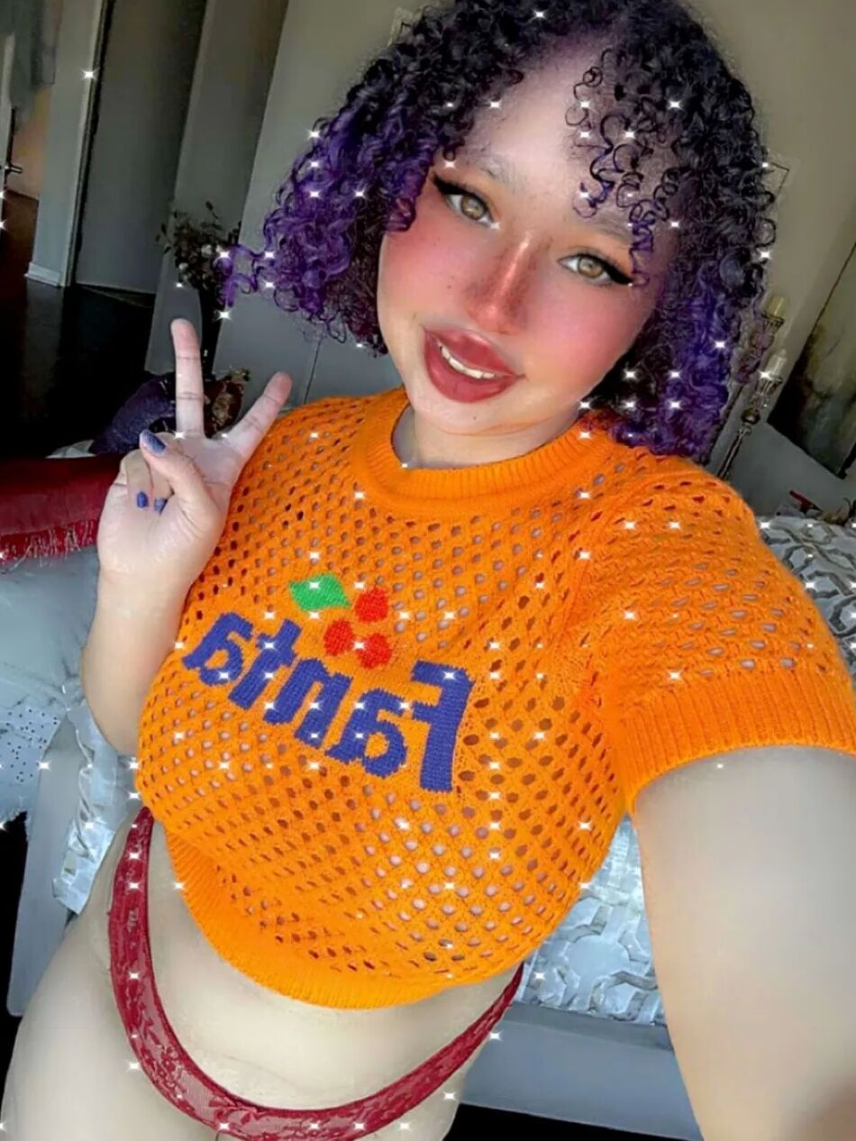 6 Pics Big Tiddy Orange Fanta Girl Aamira Ardalan