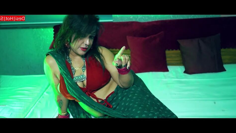 19 Pics Indian Hot Bhabhi