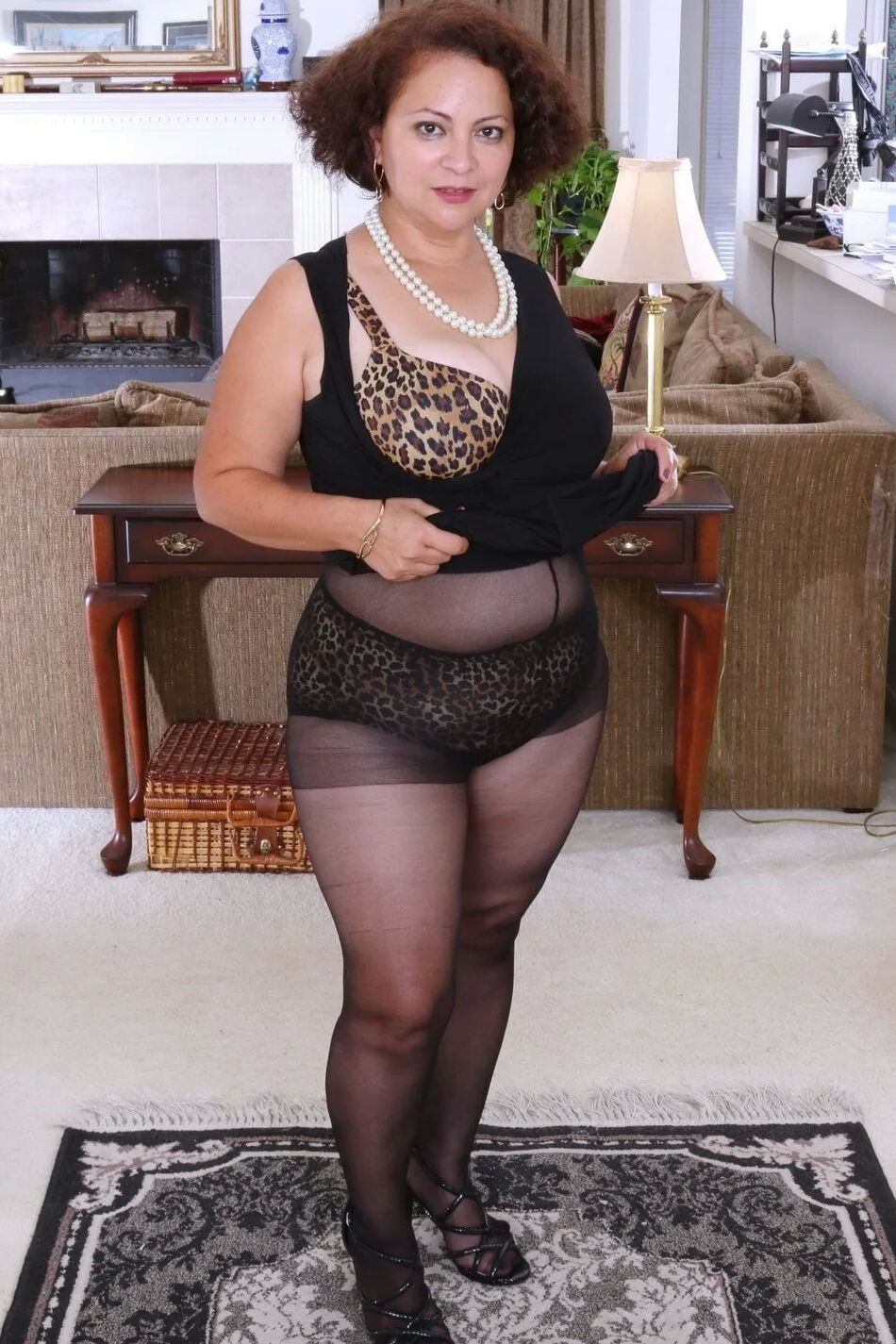 16 Pics Mature milfs and gilfs from OlderWomanFun