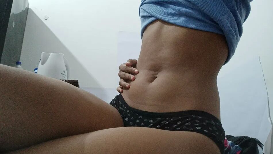 20 Pics desi girl hot and very sexy