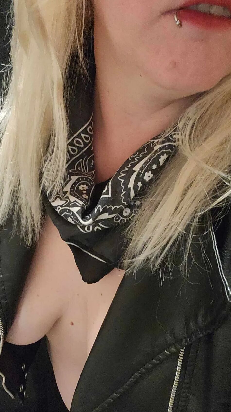20 Pics my tits and something else