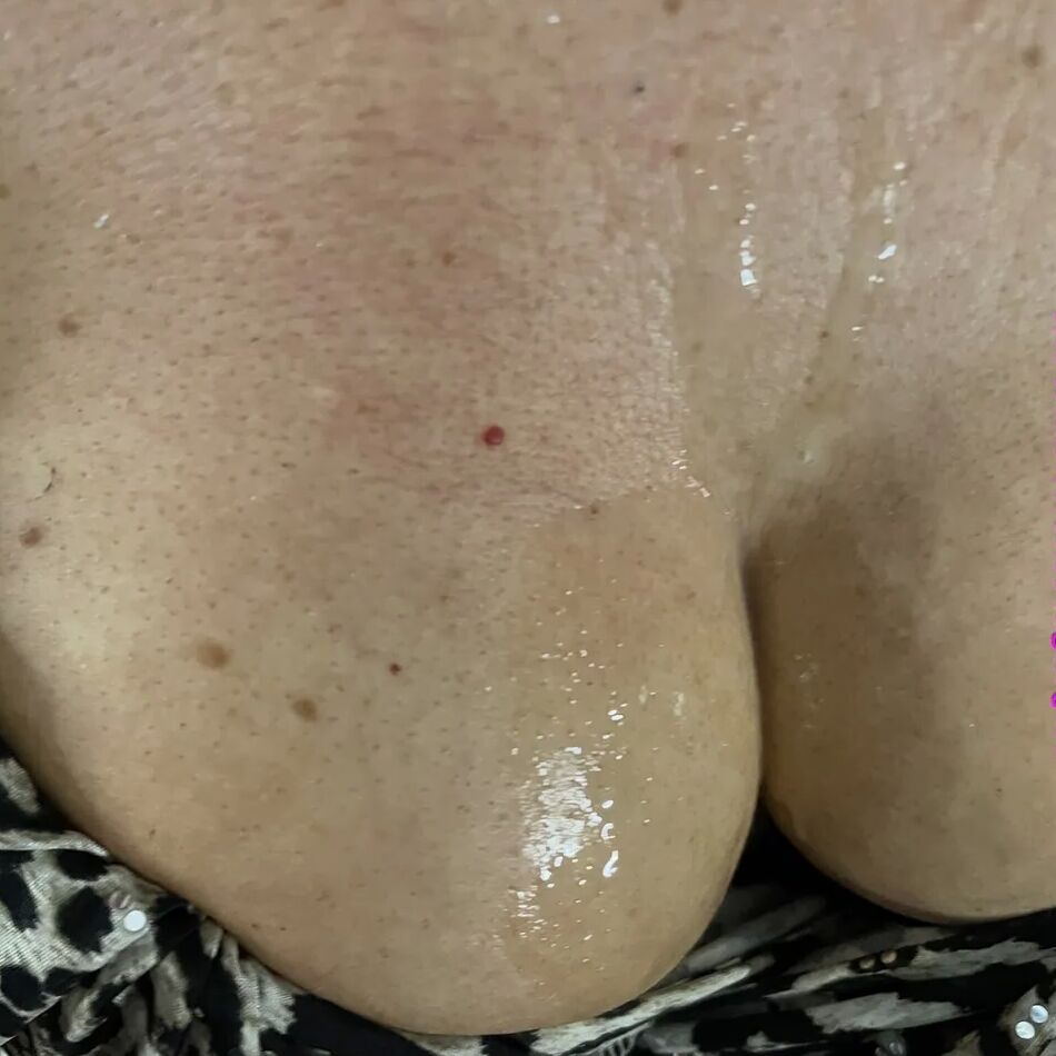 20 Pics SLUT DIARY OF BORED HOUSWWIFE