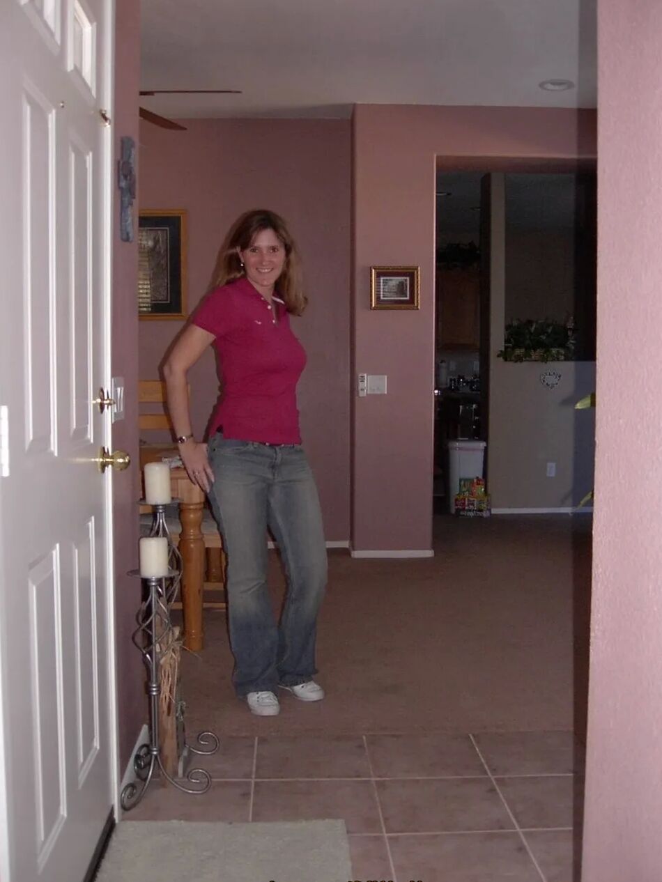 20 Pics My MILF Exposed - Shy country girl