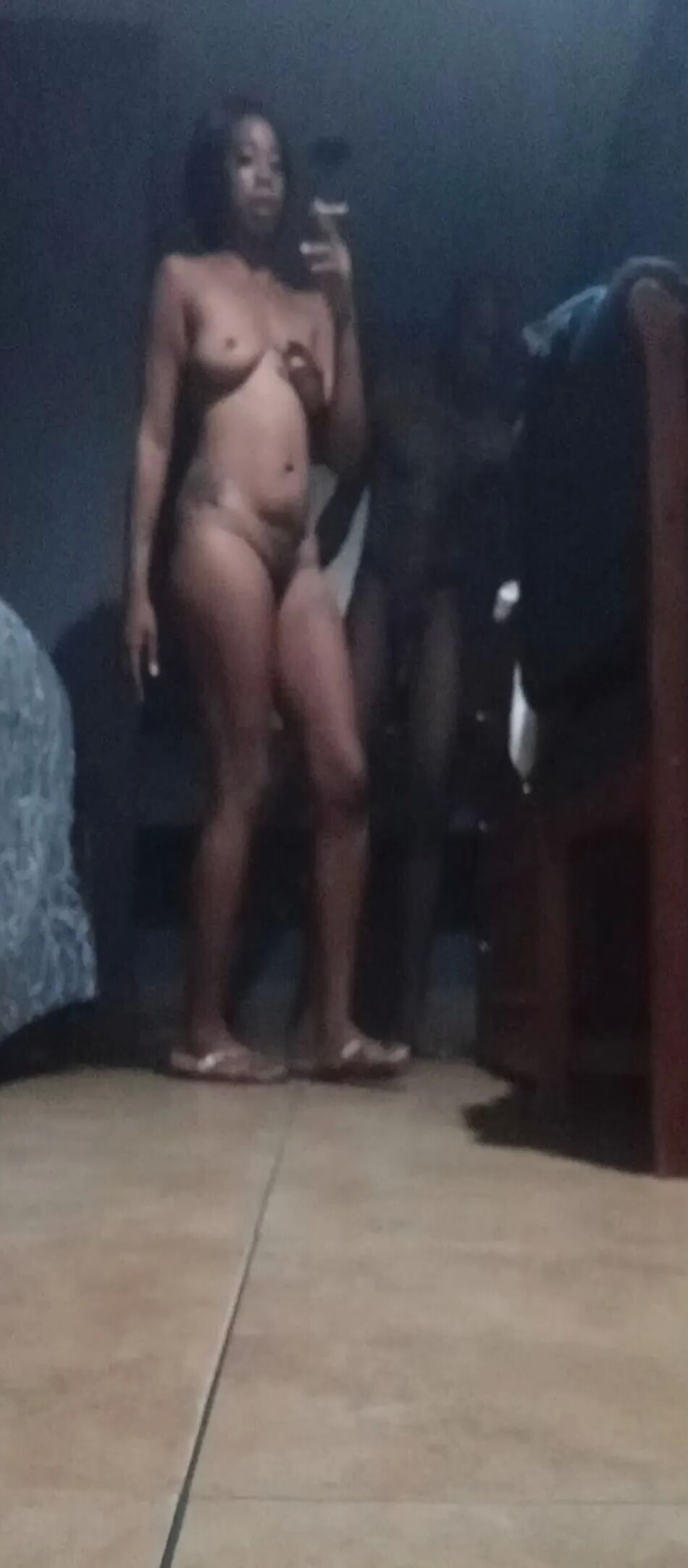 20 Pics Very Sexy Hood Milf