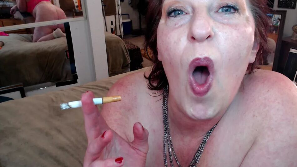 19 Pics Smokin...