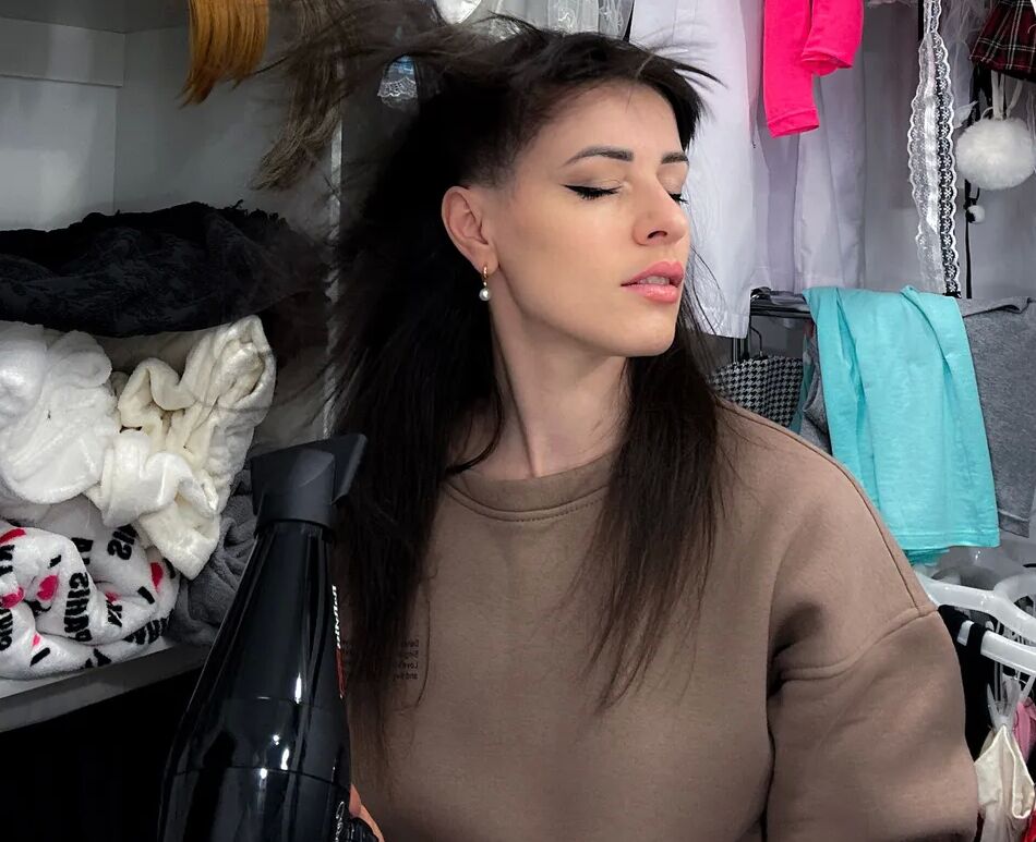 10 Pics Behind the scene