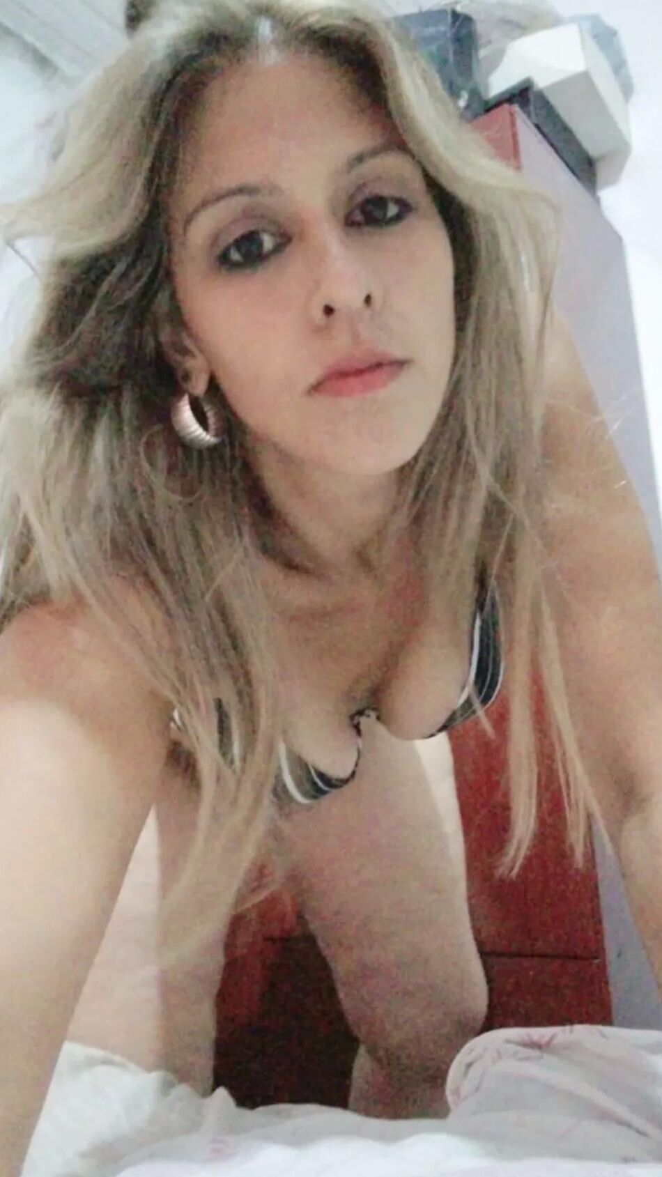9 Pics Selfies