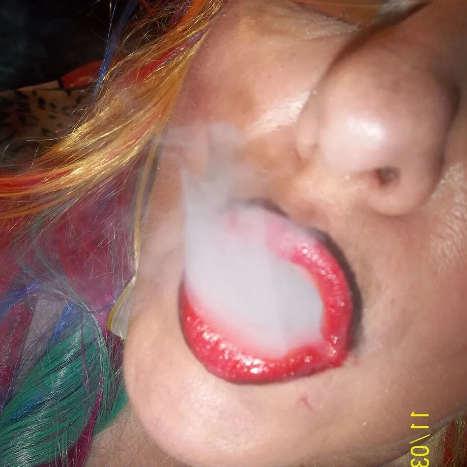 20 Pics SHIRLEY SLUT 658