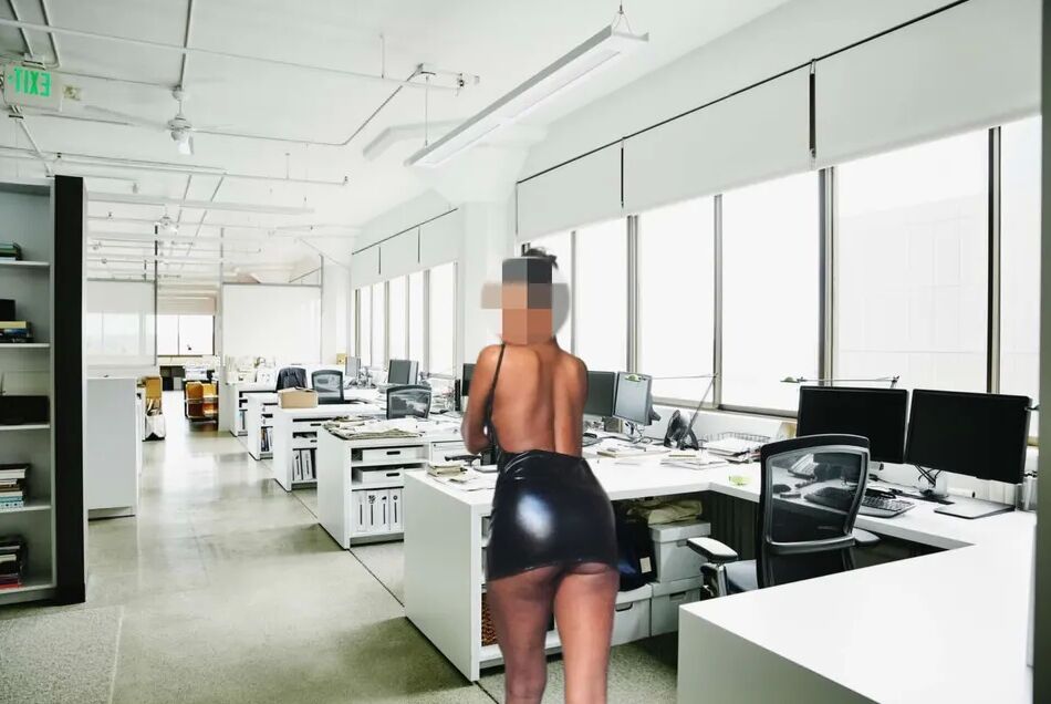 10 Pics Indian Hot Office Lady Hot Photo Shoot