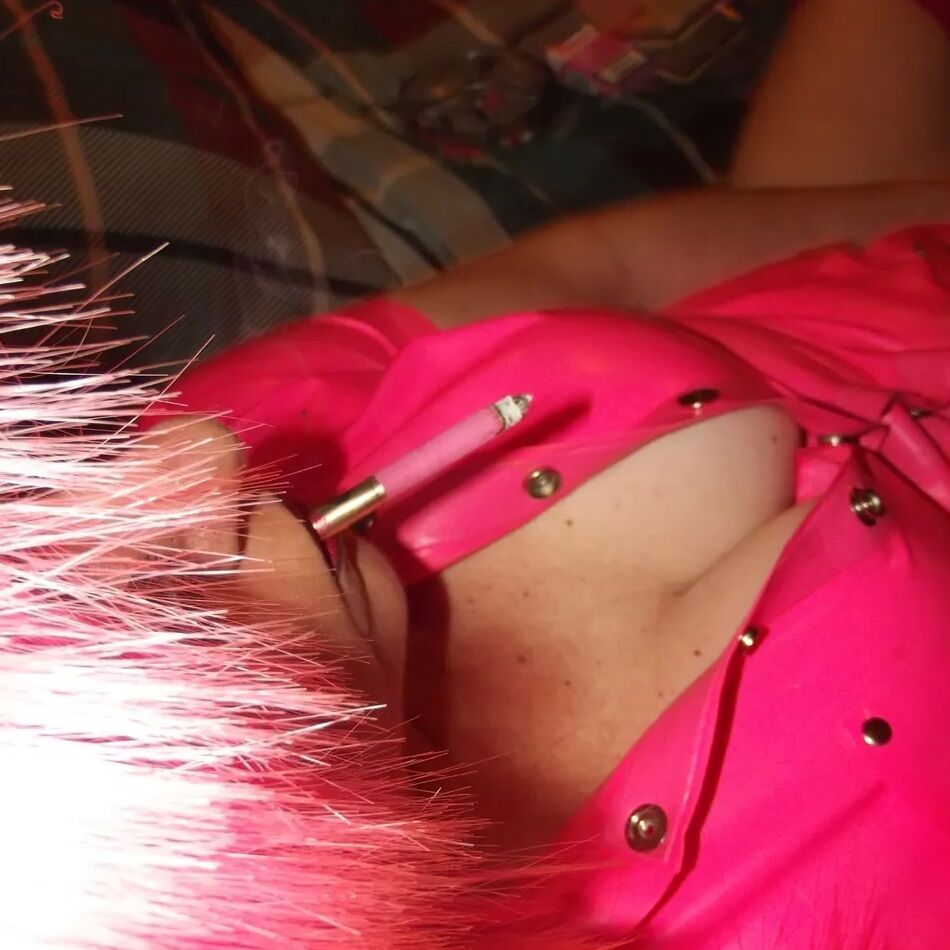 20 Pics SHIRLEY SLUT 808