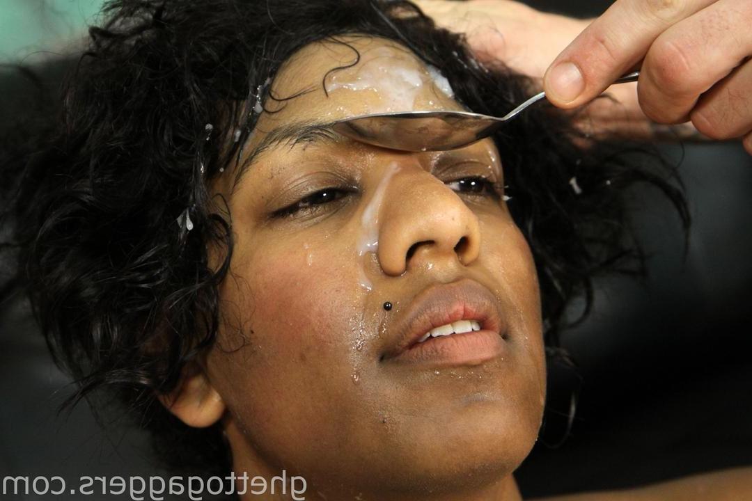 15P Ebony nigger face fucked