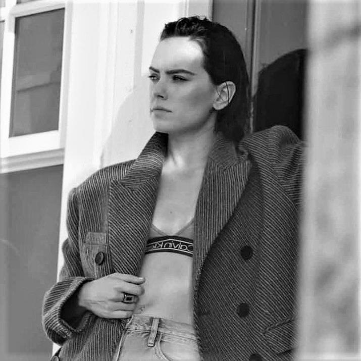 8P Degrade and abuse Star Whore Daisy Ridley- 2
