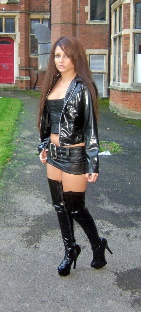 25P Adorable real chicks 242