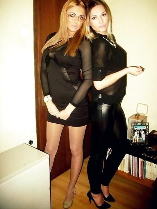 25P Adorable real chicks 240