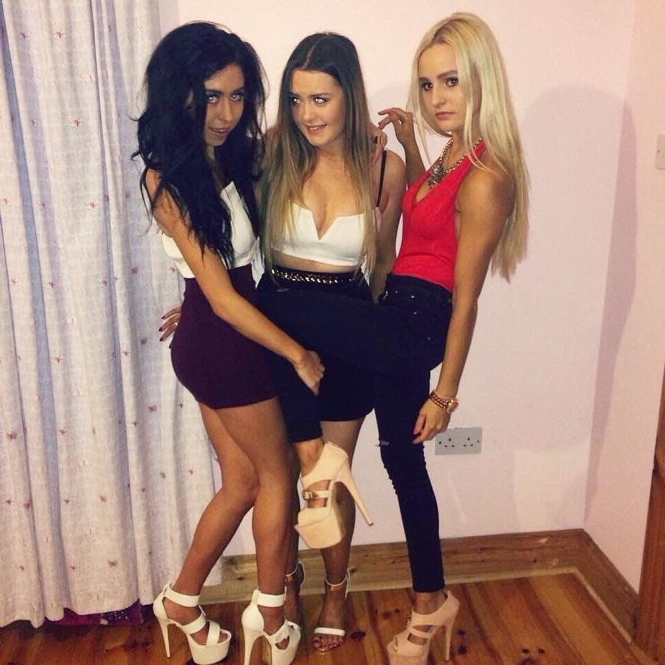 25P Adorable real chicks 225