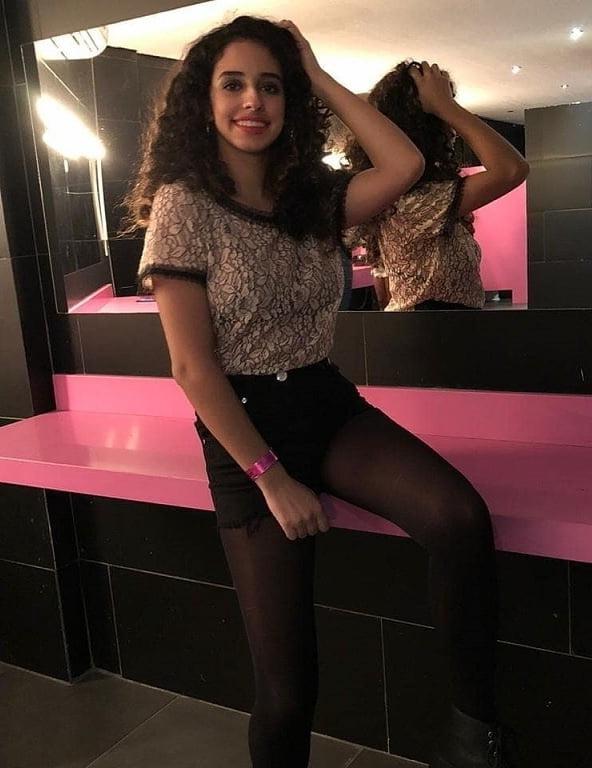 25P Adorable real chicks 223