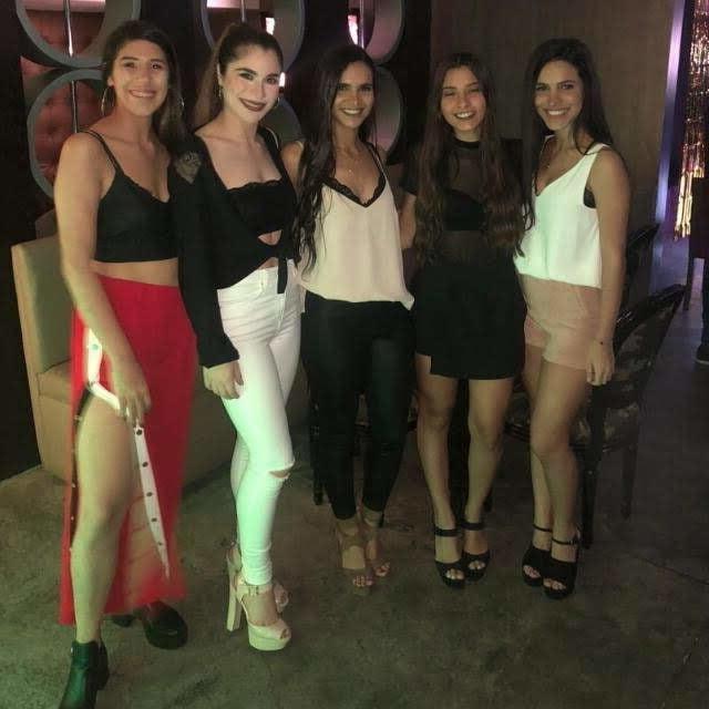 25P Adorable real chicks 214