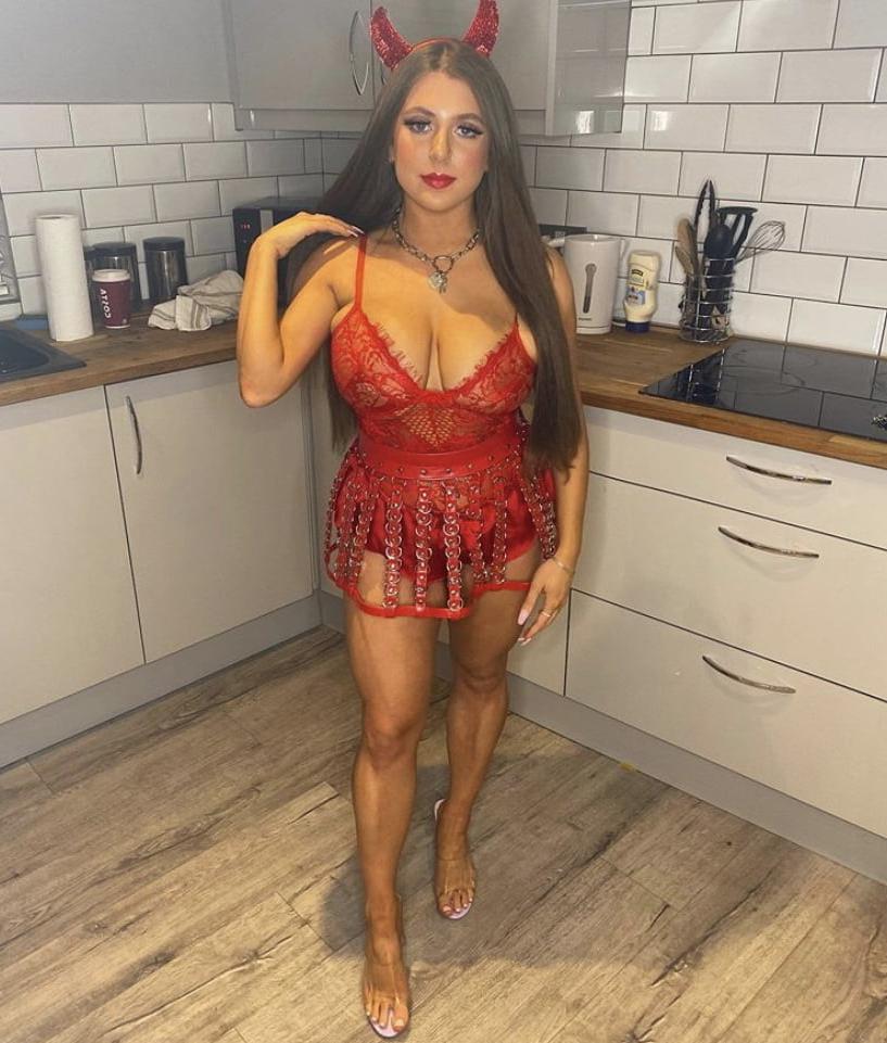 25P Adorable real chicks 218