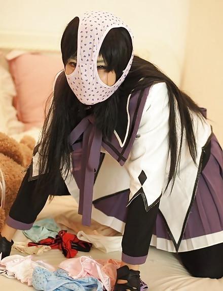 25P Lovely hot Cosplay Ladies