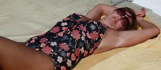 13P Lovely Mature Lady for facials
