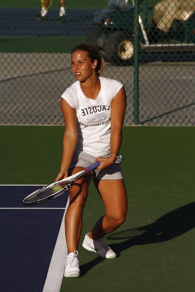 25P Adorable Tennis Player Dominika Cibulkova