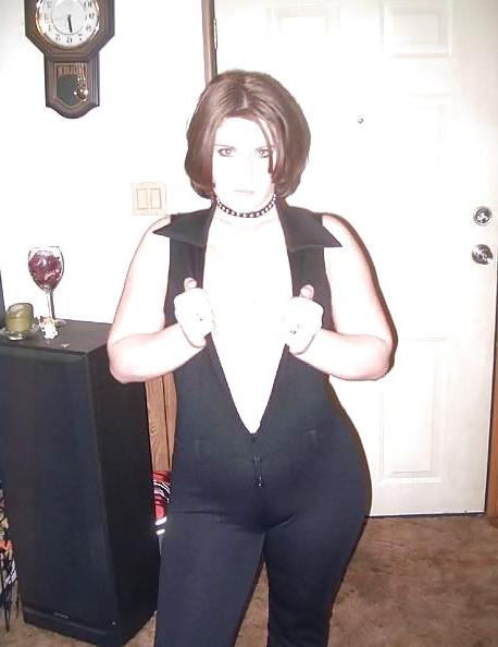 25P Lovely thick amateur