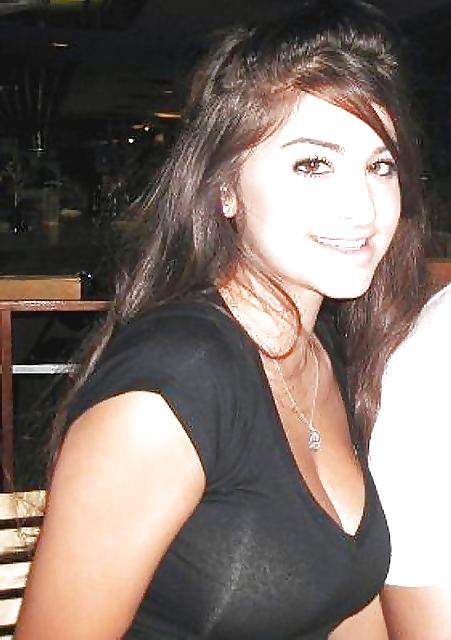 25P Women are just adorable! 03