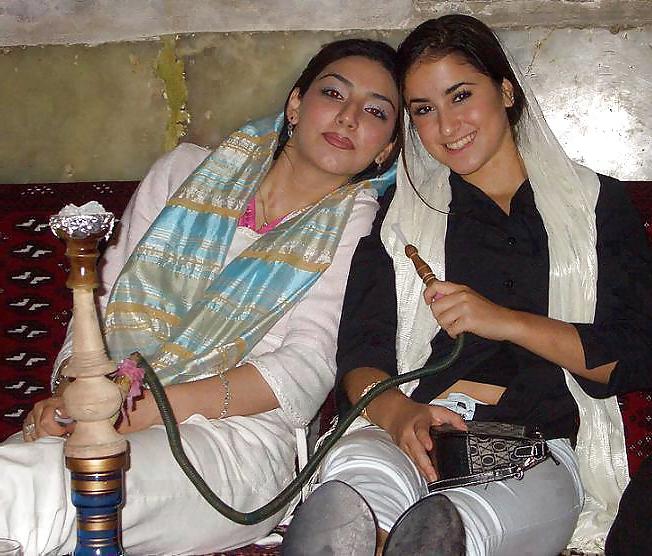 25P Stunning Adorable Muslim Babes 